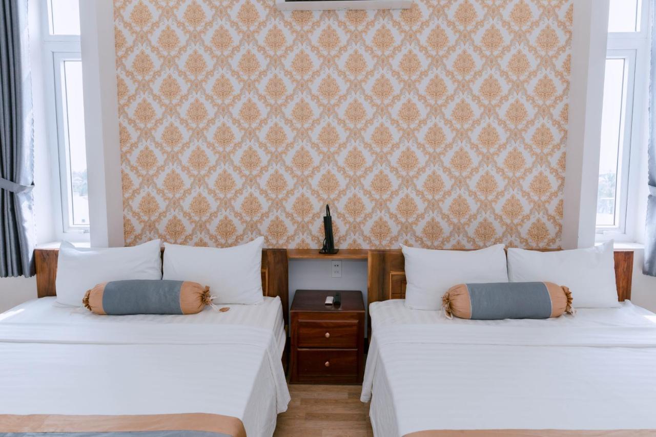 Hotel Khach San Hoang My Tuy Hòa Zewnętrze zdjęcie