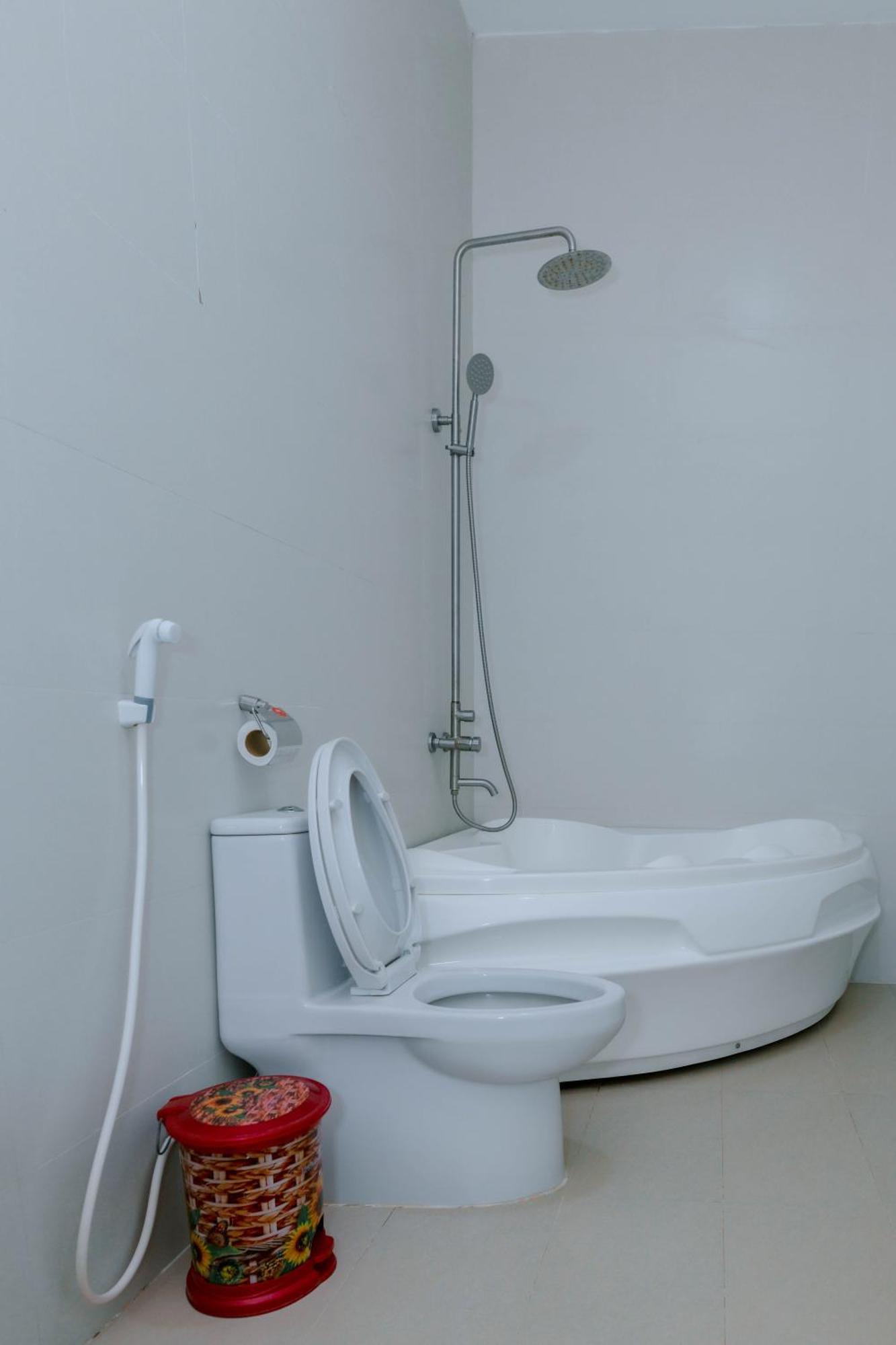 Hotel Khach San Hoang My Tuy Hòa Zewnętrze zdjęcie