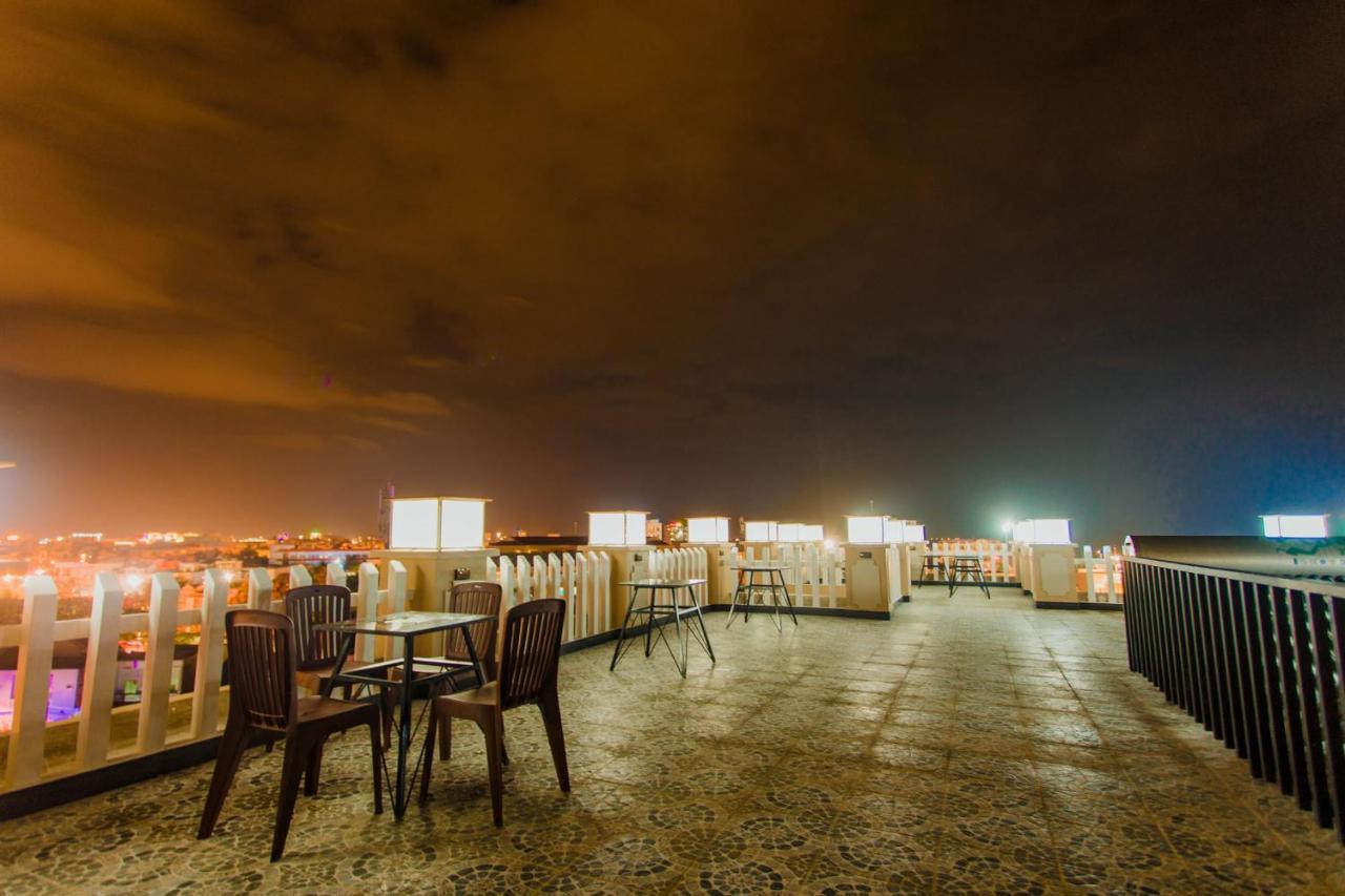 Hotel Khach San Hoang My Tuy Hòa Zewnętrze zdjęcie